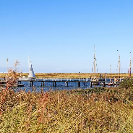 Ferienhaus Direkt Am Wasser Casa de Férias